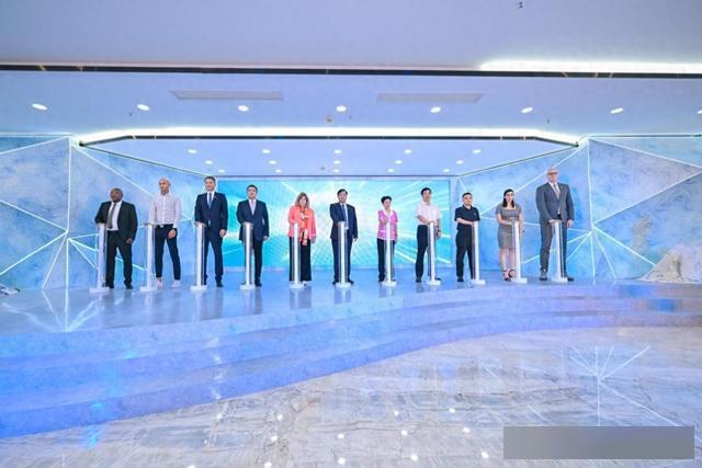 和民族文化, 全新品牌馆 和民族文化, 全新品牌馆