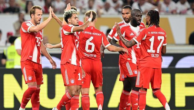 背后, 二冠, 军魔咒 背后, 二冠, 军魔咒