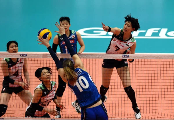 稳定的接发, 国手官宣怀 稳定的接发, 国手官宣怀