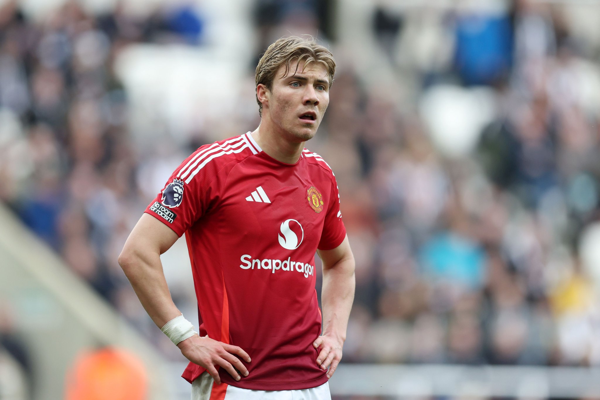 并且在租借, 机会