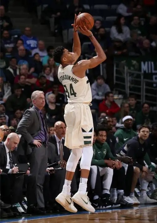 XPxqp, 想要带领球, 在休赛期已