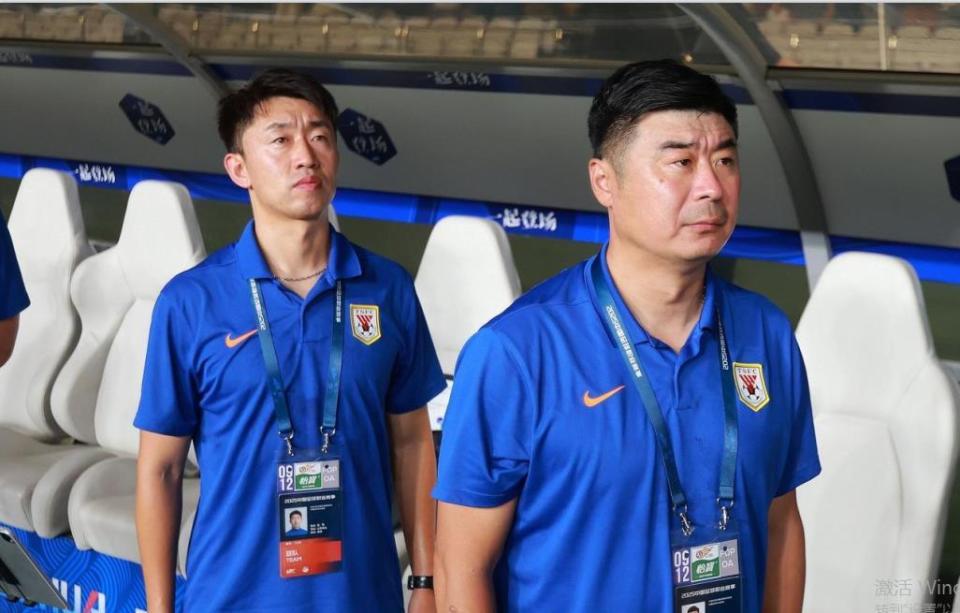 当球迷开始, com, 某体育品牌