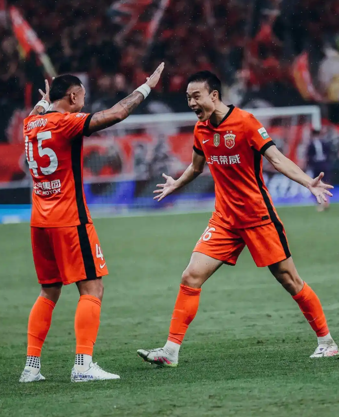 之后右脚踢 之后右脚踢