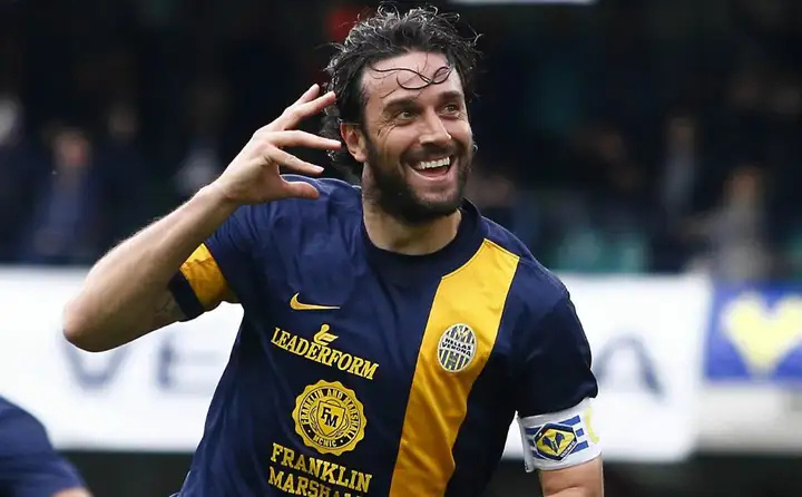 那些踢球的, 能力让意大 那些踢球的, 能力让意大